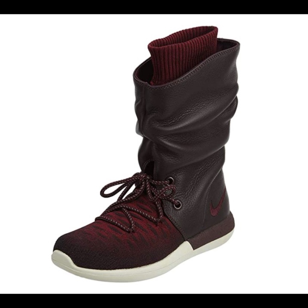 EUC Nike Women’s Roshe Two Hi Flyknit Boots 8.5